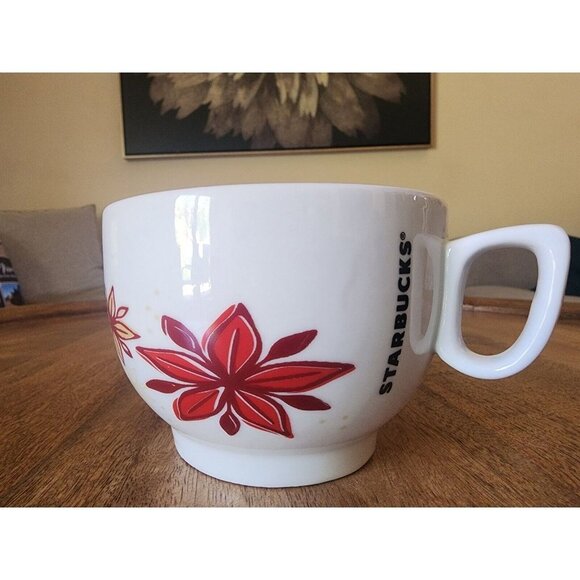 2013 Starbucks Christmas Holiday Poinsettia Red Gold Coffee Tea Mug | 12oz - Picture 1 of 5